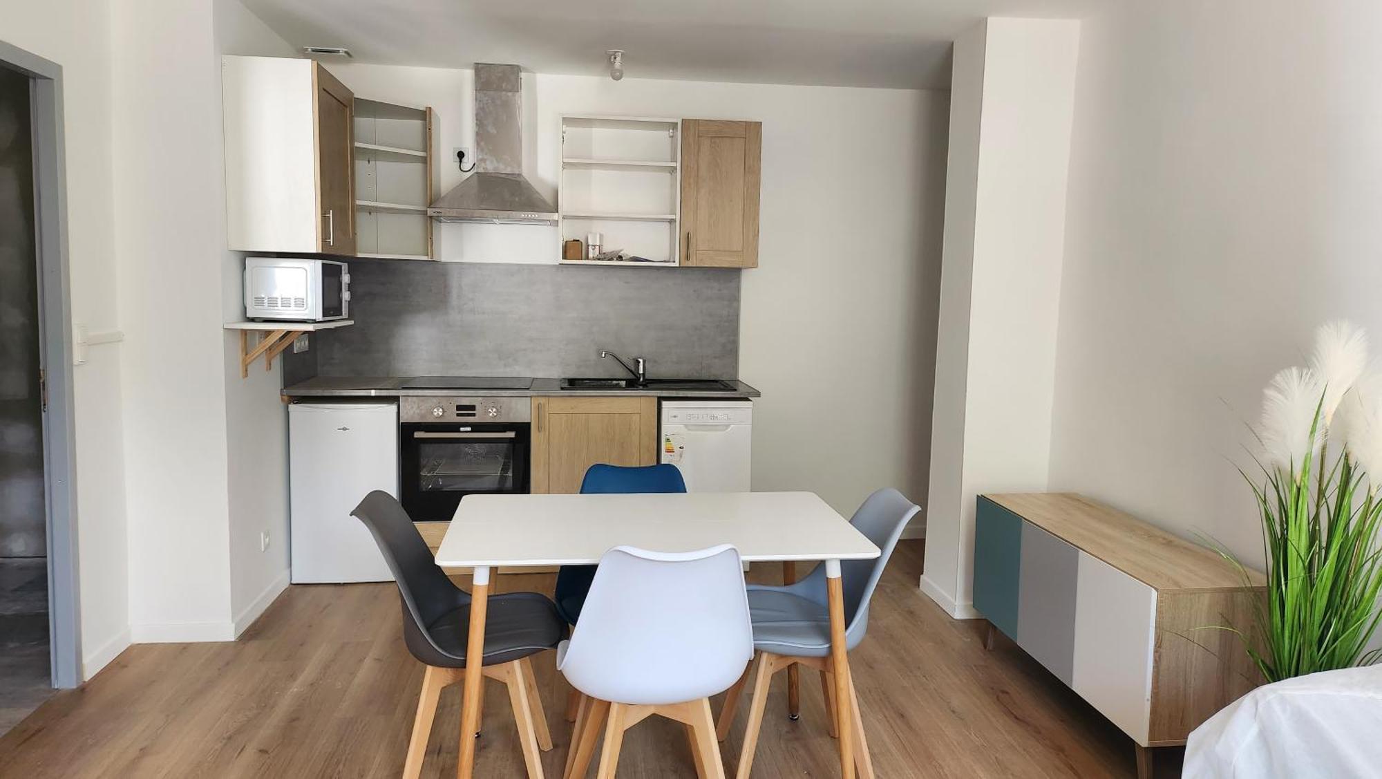 Appartement Tout Confort Vue Sur Les Forts Salins-les-Bains Exterior foto